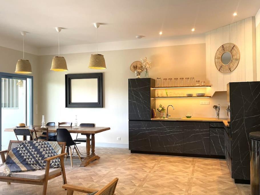 Le Pavillon D'Ete 4* - Elegant Et Lumineux Villa Saint Alban Auriolles Buitenkant foto